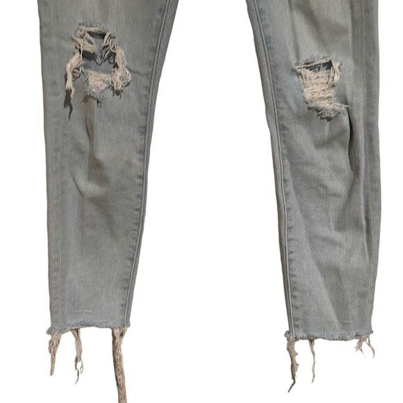 LOFT Ladies Size 28P Light Wash Distressed High Waist Raw Hem Skinny Ankle Jeans - Picture 9 of 14